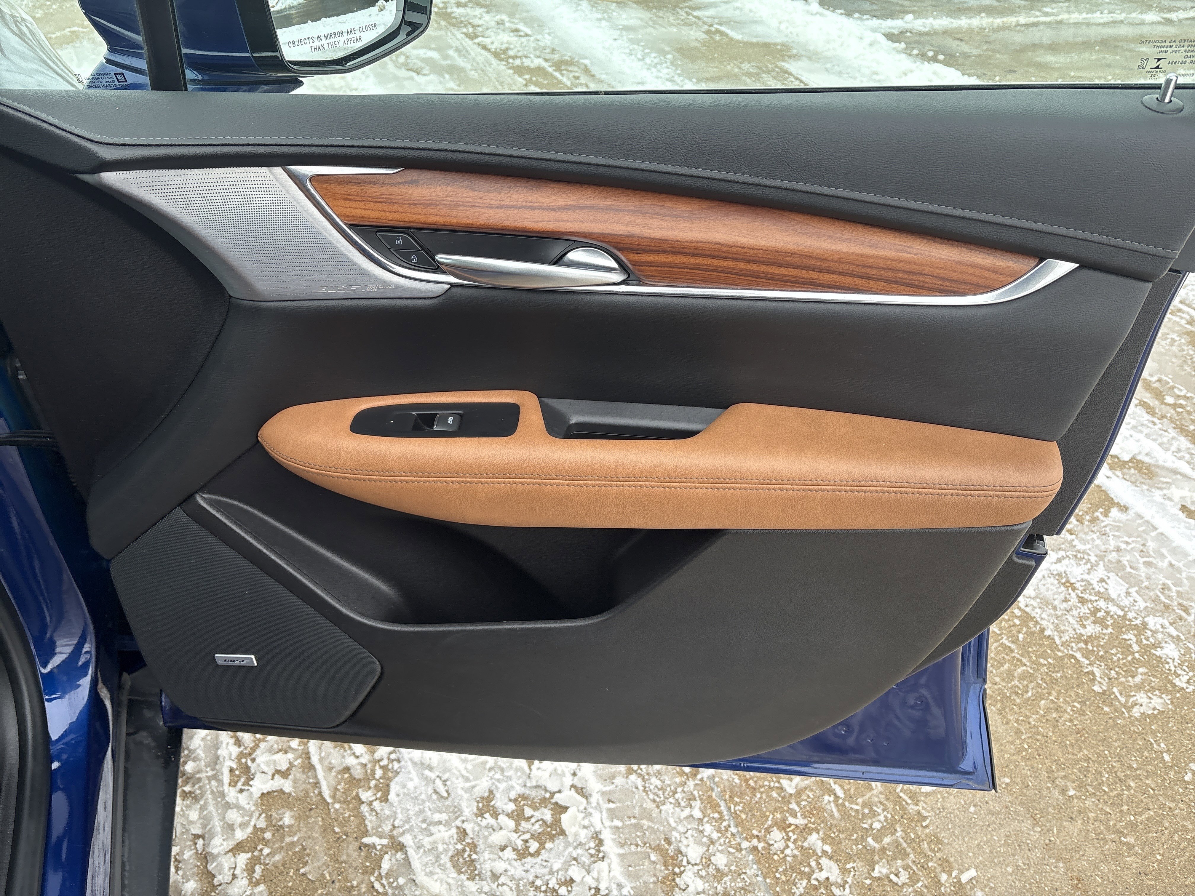 Used 2023 Cadillac XT5 Premium Luxury w/ LPO, Floor Liner Package image 17