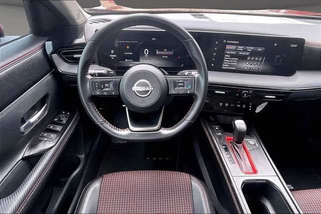 Used 2025 Nissan Kicks SR FWD image 5