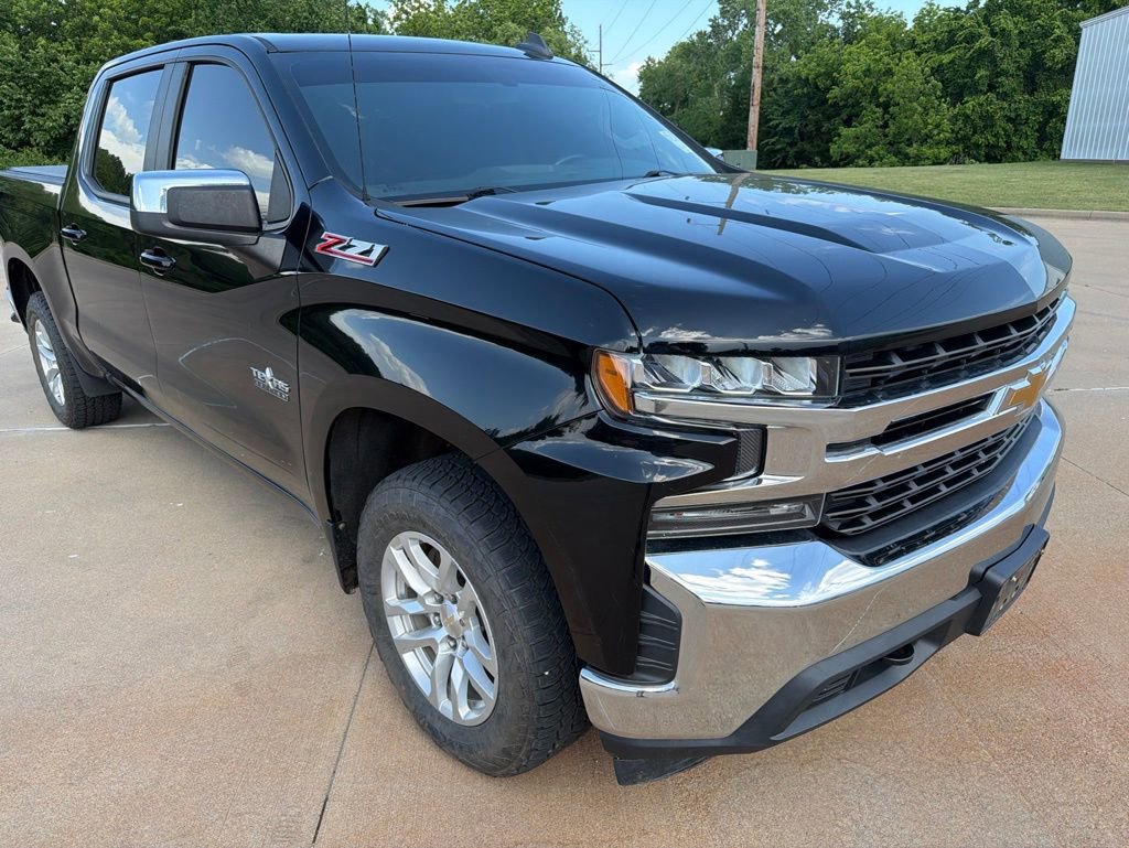 Used 2019 Chevrolet Silverado 1500 LT w/ Texas Edition AWD/4WD image 4