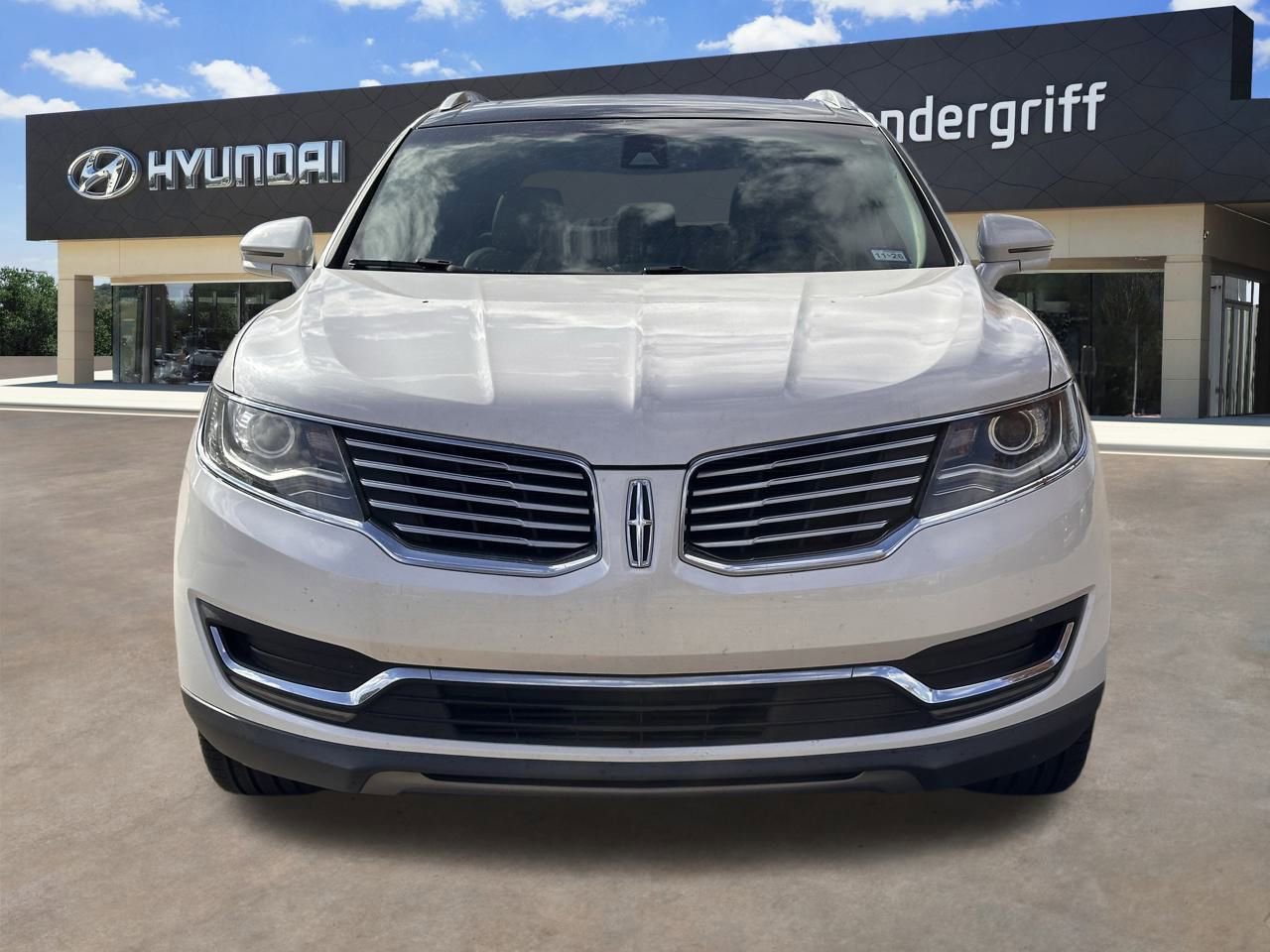 Used 2016 Lincoln MKX Reserve w/ Climate Package image 5