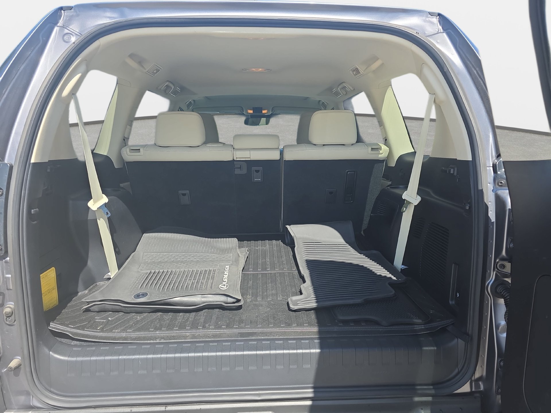 Used 2023 Lexus GX 460 Premium w/ Premium Package AWD/4WD image 12