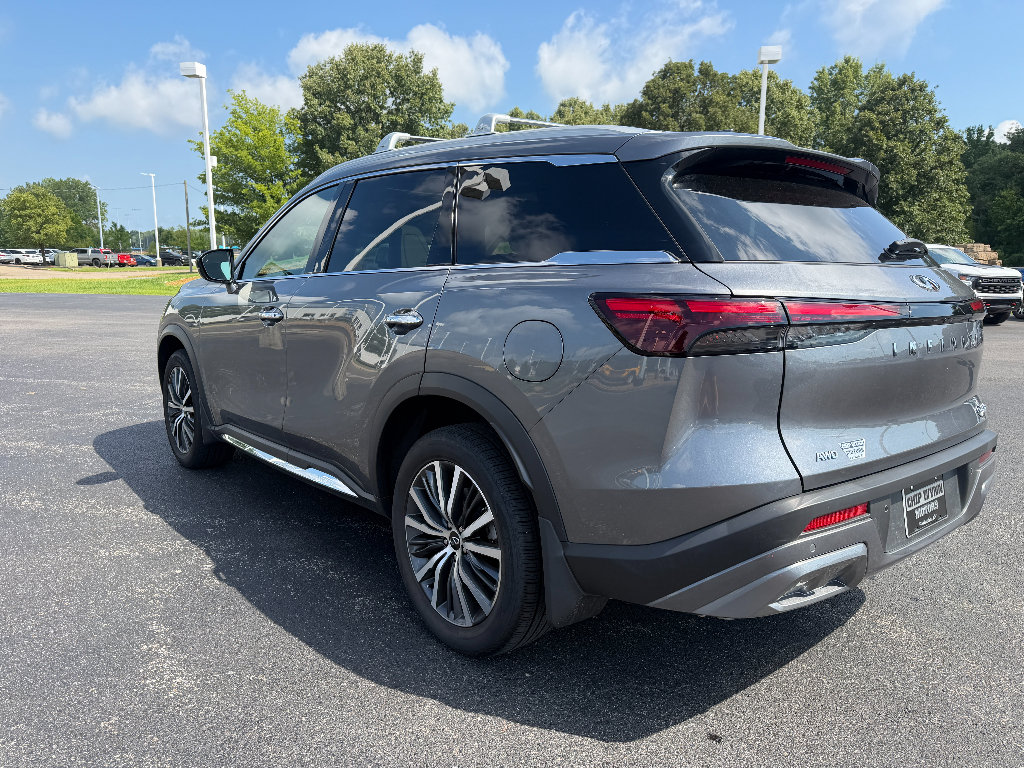 Used 2025 INFINITI QX60 Sensory AWD/4WD image 5