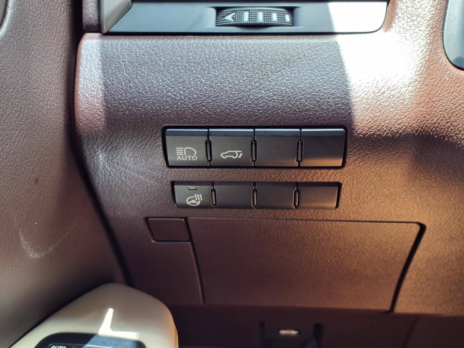 Used 2017 Lexus RX 350 FWD w/ Premium Package image 12