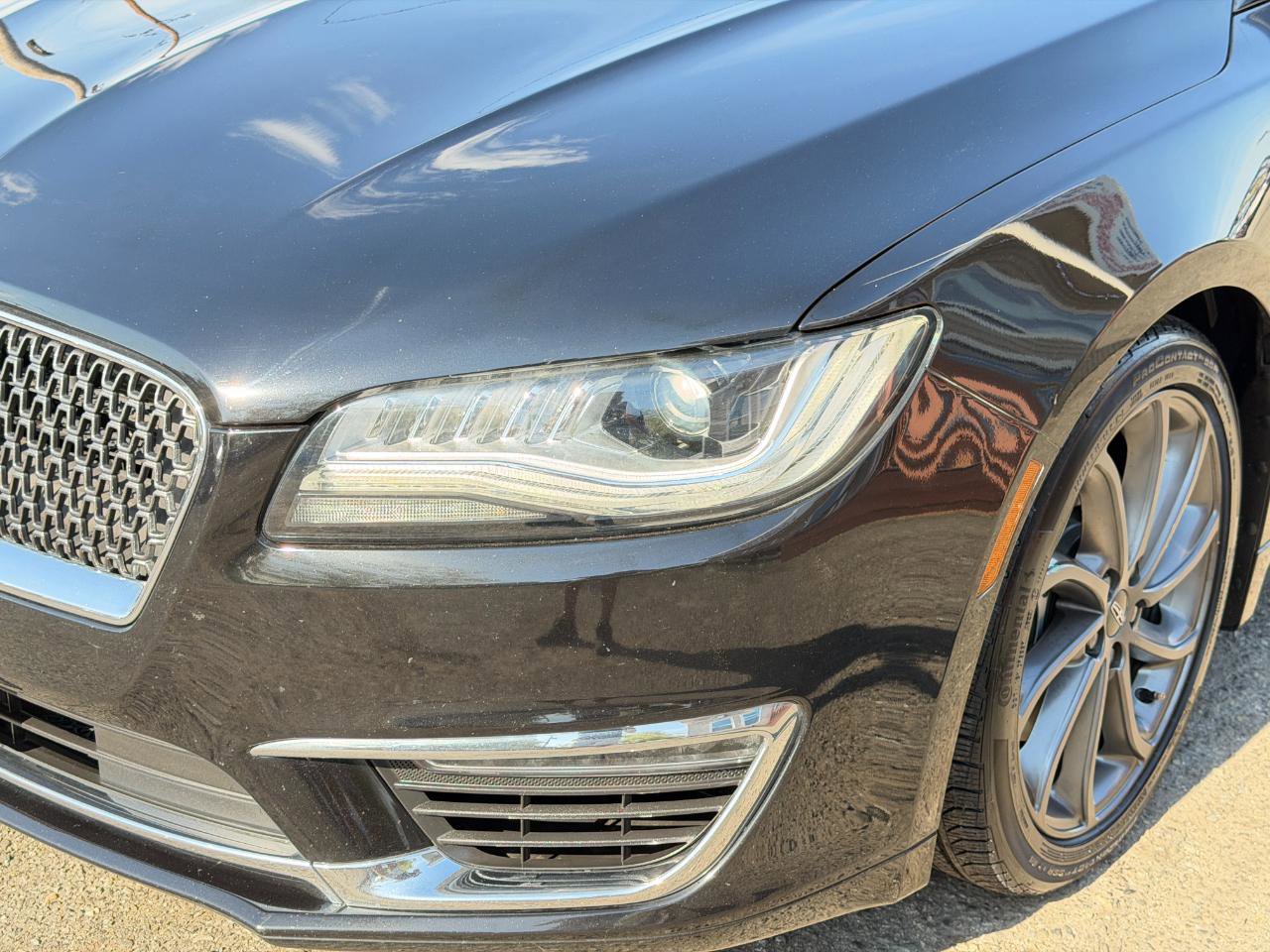 Used 2017 Lincoln MKZ Reserve w/ Drivers Package AWD/4WD image 9