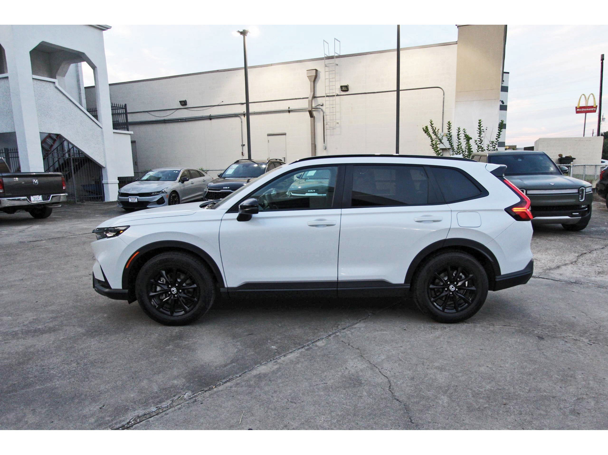 Used 2026 Honda CR-V Sport-L image 4