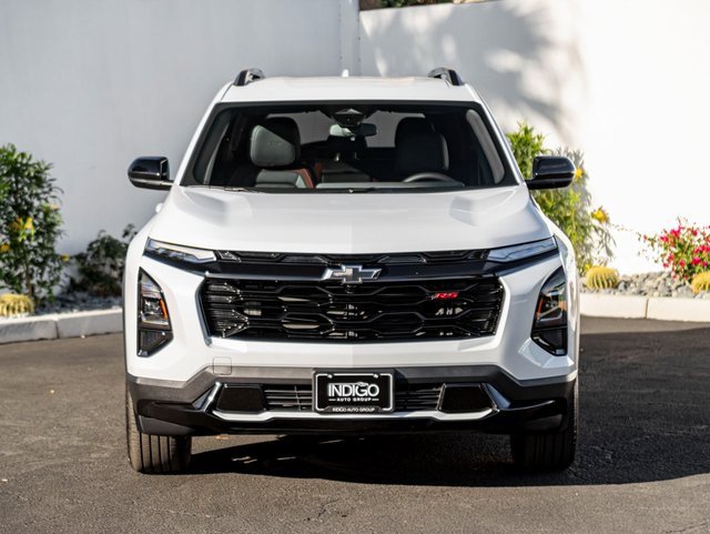 Used 2026 Chevrolet Equinox RS image 3