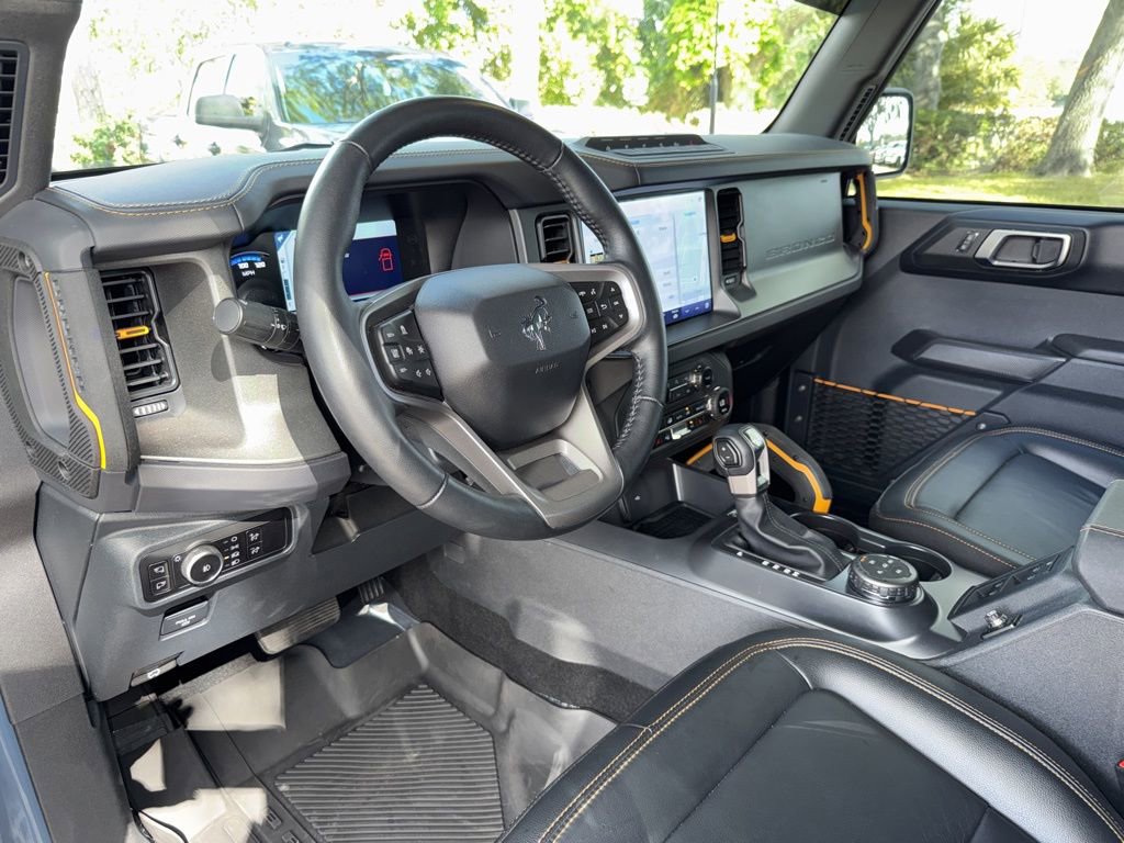 Used 2024 Ford Bronco Badlands image 15