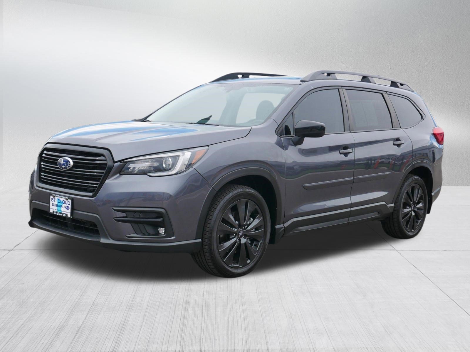 Used 2022 Subaru Ascent Onyx Edition image 3