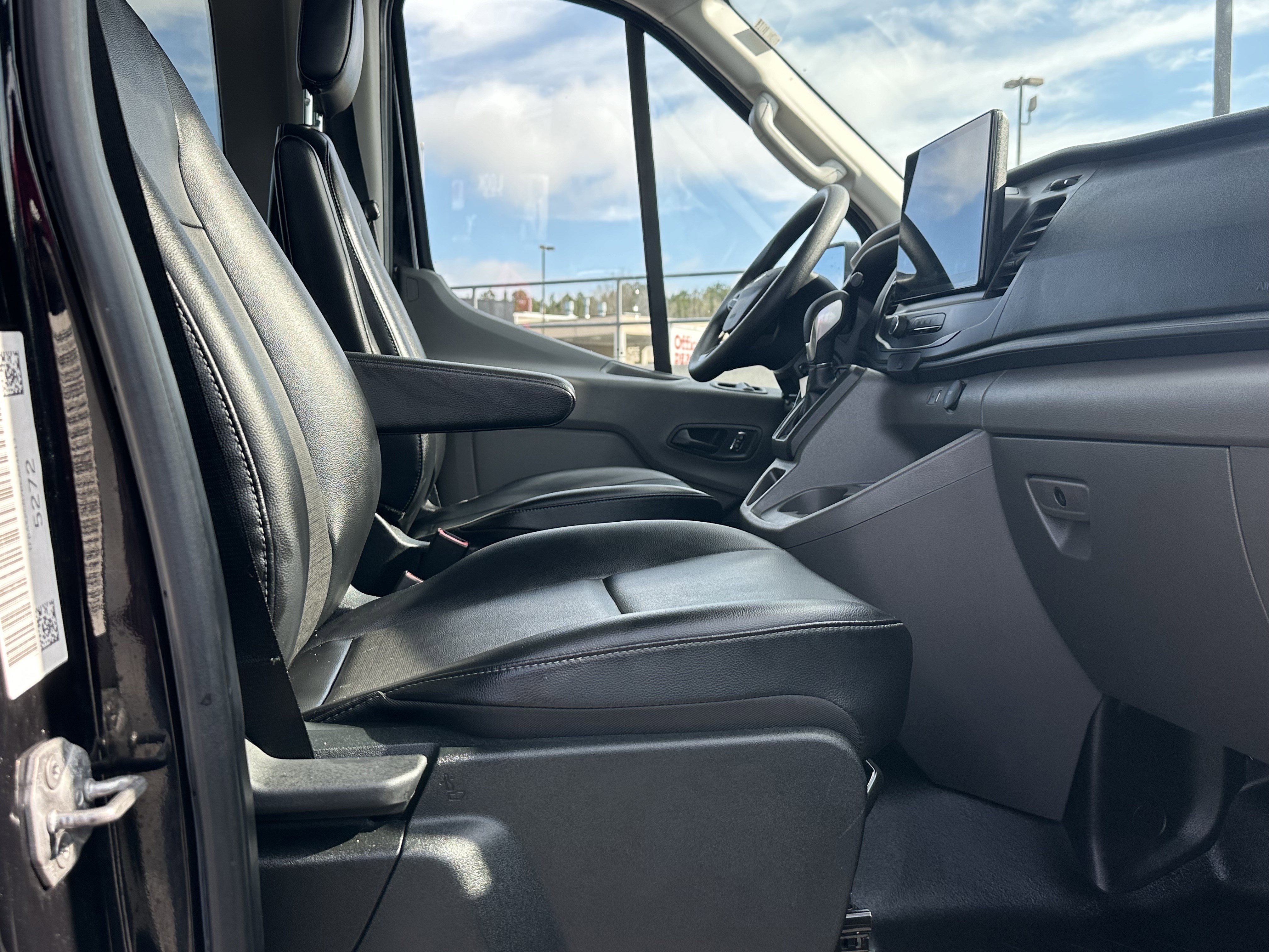 Used 2024 Ford Transit 350 XL image 16