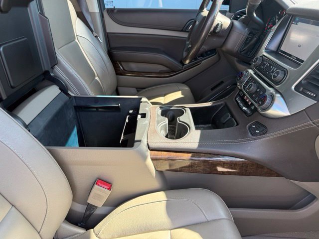 Used 2019 Chevrolet Tahoe LT w/ LT Signature Package AWD/4WD image 23