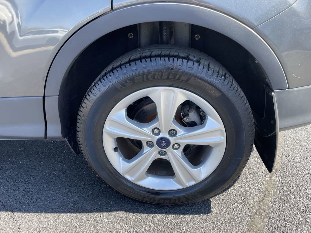 Used 2015 Ford Escape SE image 8