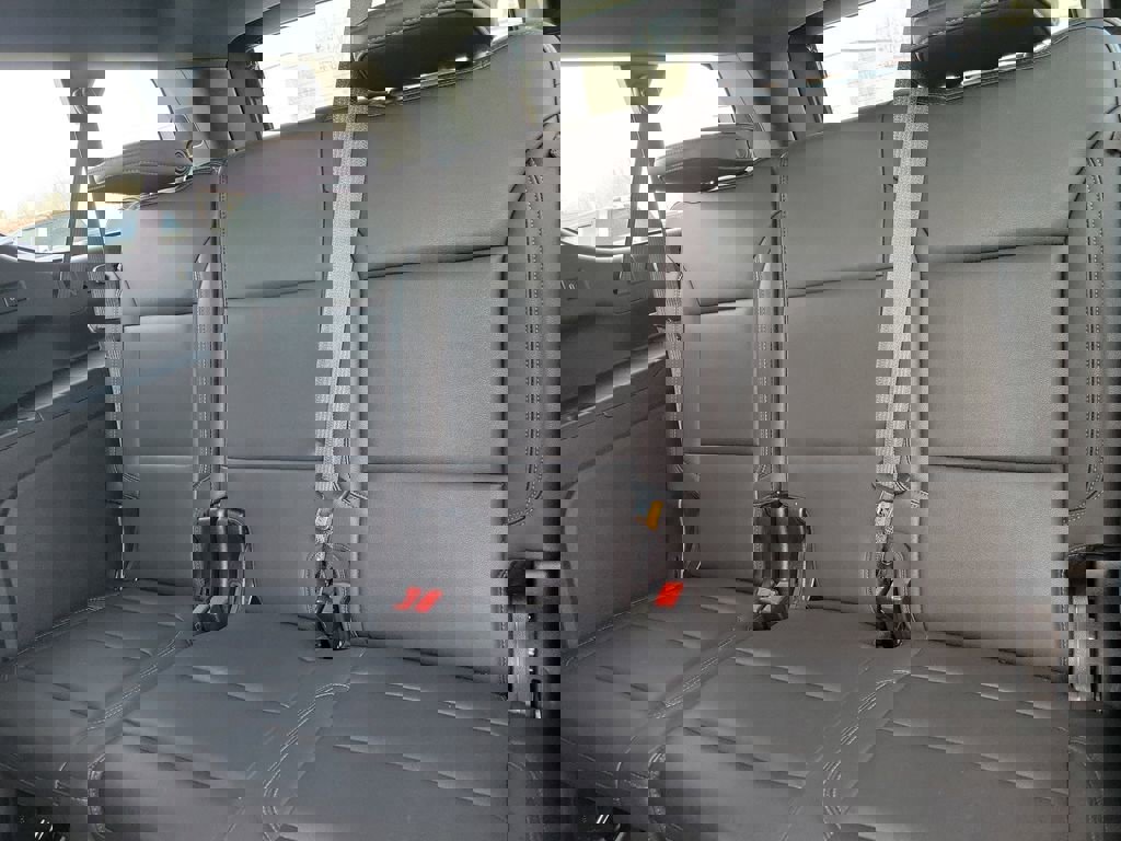 Used 2024 Chevrolet Suburban LT image 12