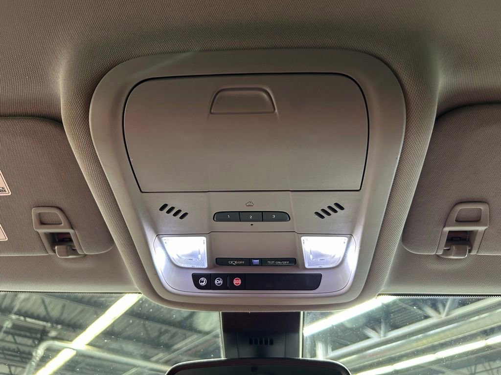 Used 2021 GMC Terrain SLT FWD image 27