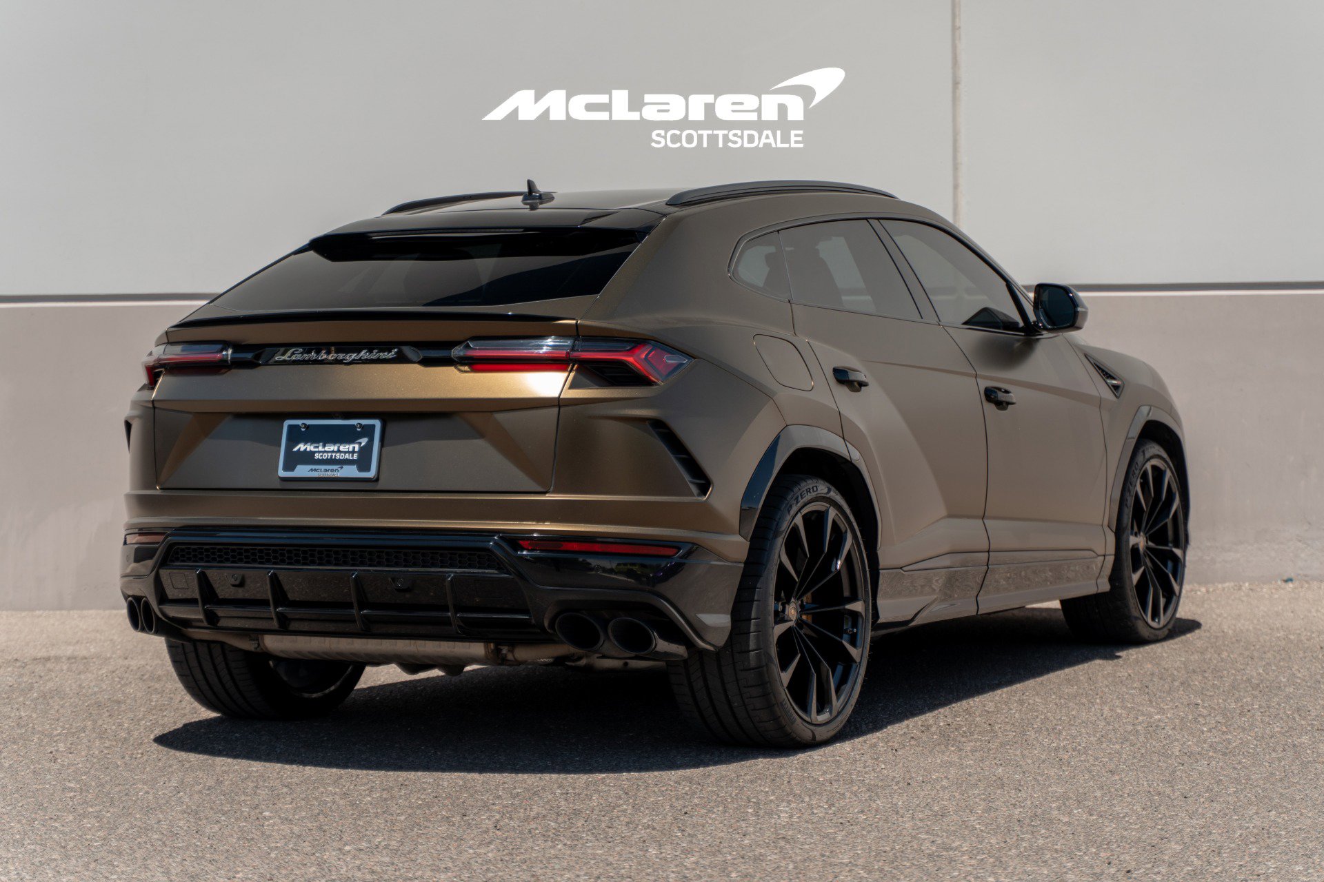 Used 2021 Lamborghini Urus AWD/4WD image 7