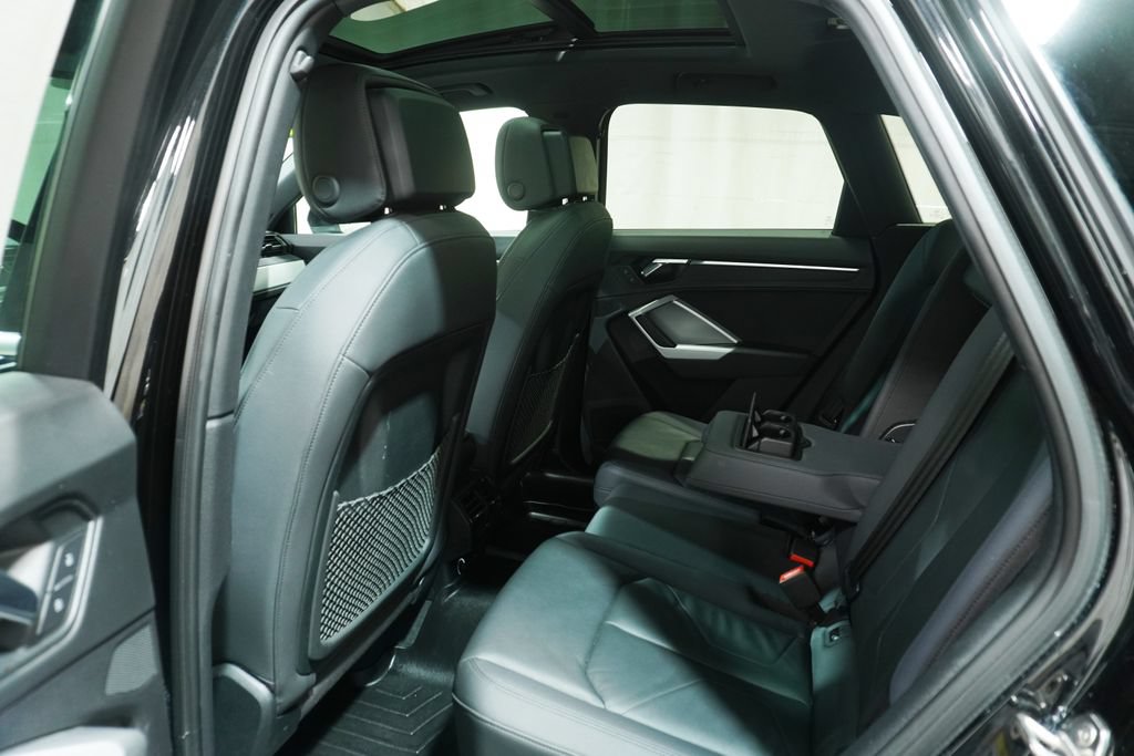 Used 2019 Audi Q3 2.0T Premium AWD/4WD image 13