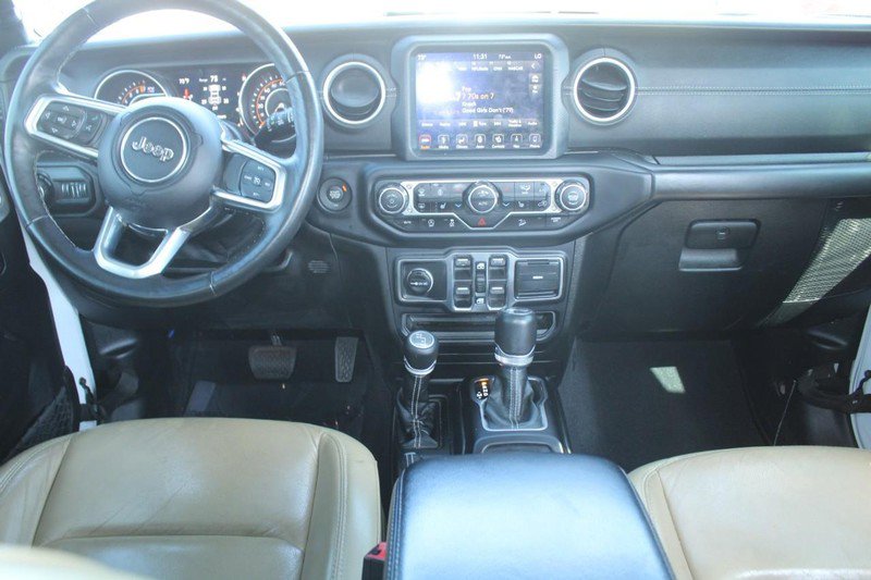 Used 2018 Jeep Wrangler Unlimited Sahara image 13