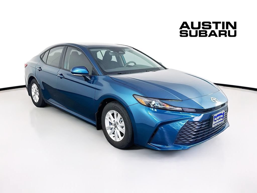 Used 2025 Toyota Camry LE w/ Convenience Package FWD image 1