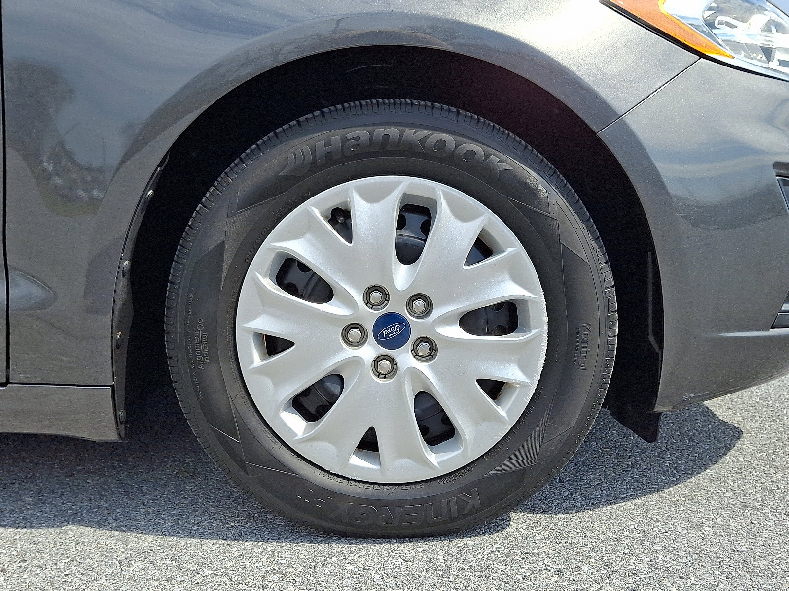 Used 2019 Ford Fusion S image 9