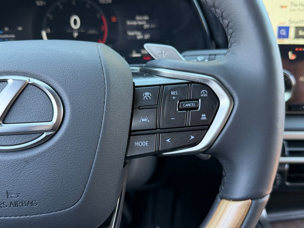 Used 2025 Lexus RX 350 Premium w/ Accessory Package image 18