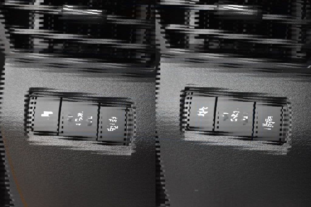 New 2025 Nissan Altima 2.5 S image 10