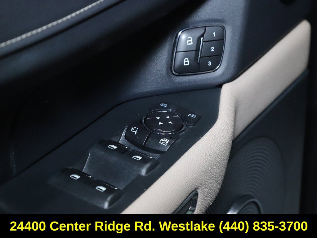 Used 2022 Ford Expedition Max Limited AWD/4WD image 19