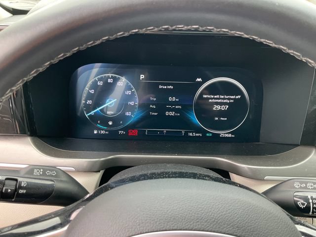 Used 2023 Kia Sorento SX AWD/4WD image 11