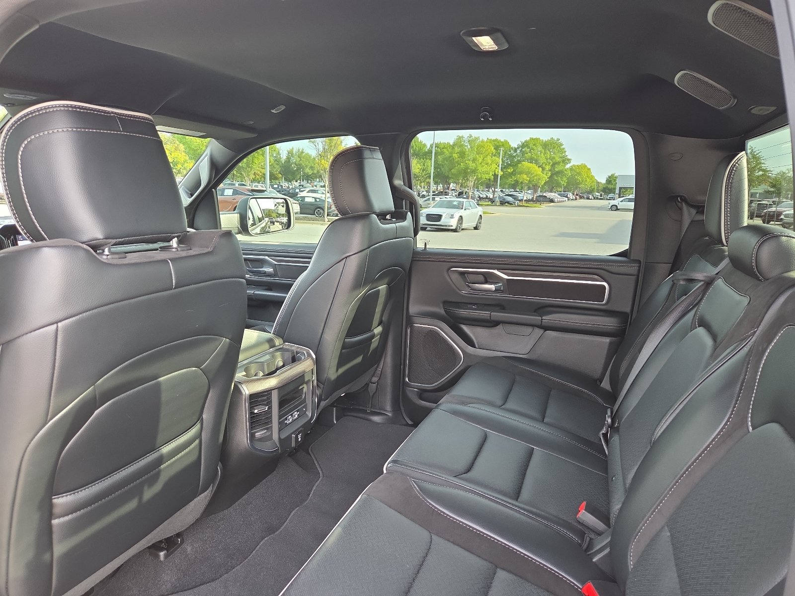 Used 2026 RAM 1500 Laramie AWD/4WD image 10