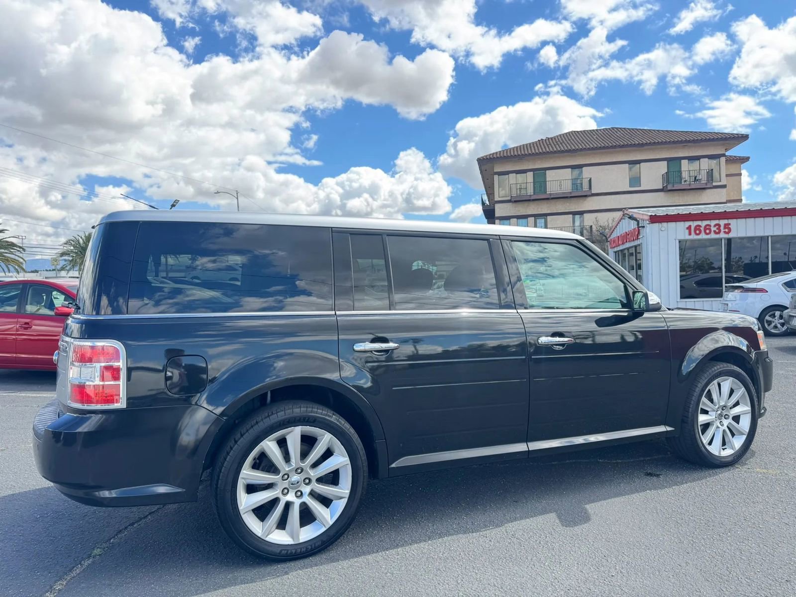 Used 2011 Ford Flex Limited image 9