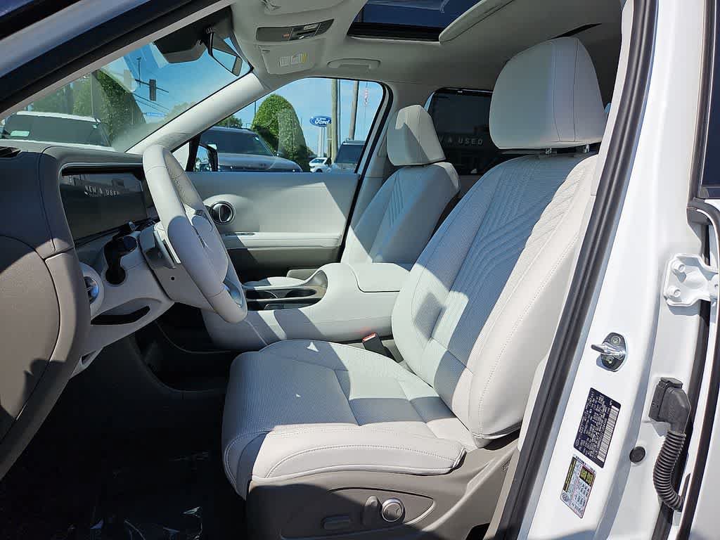 Used 2026 Hyundai Palisade SEL FWD image 13