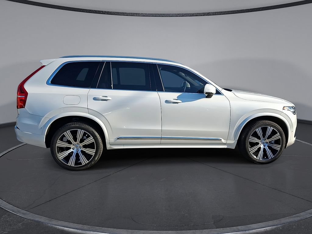 Certified 2025 Volvo XC90 T8 Ultra w/ Protection Package Premier AWD/4WD image 32