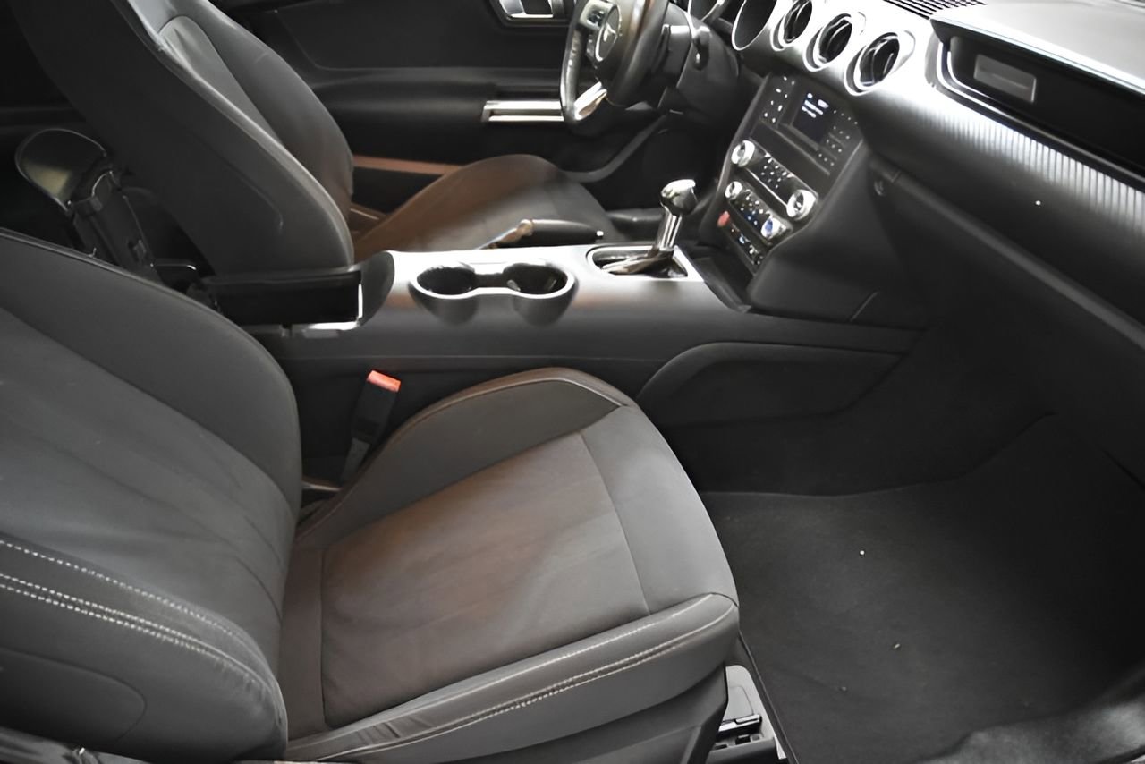 Used 2019 Ford Mustang Coupe w/ Black Accent Package image 30