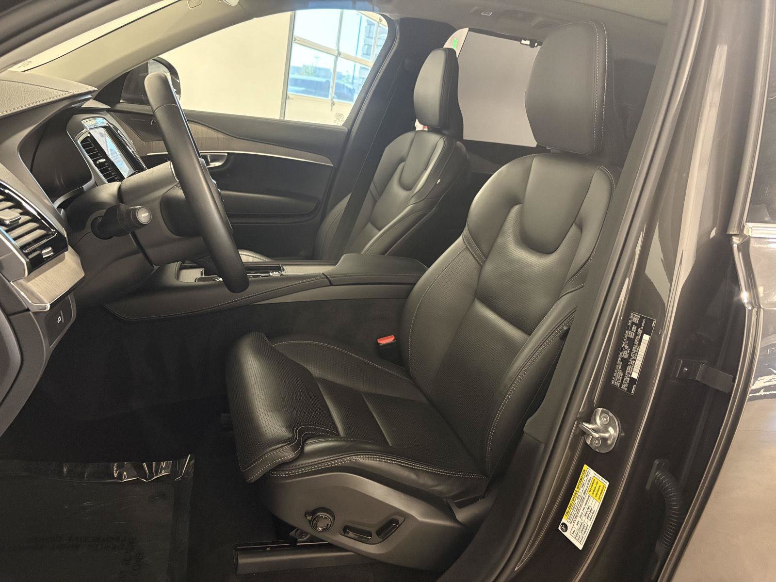 Used 2023 Volvo XC90 B6 Ultimate AWD/4WD image 14