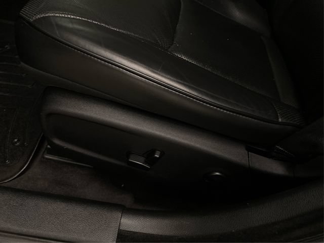 Used 2017 Chrysler 300 C AWD/4WD image 24