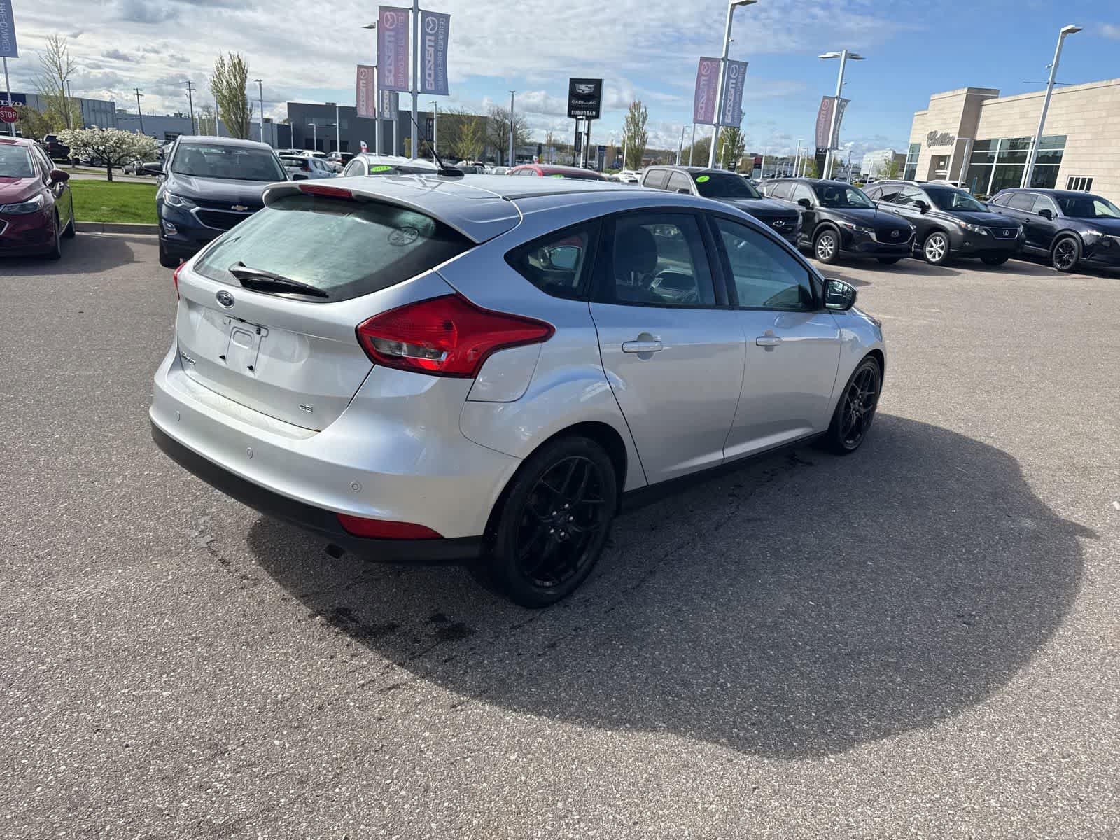 Used 2016 Ford Focus SE w/ Equipment Group 201A FWD image 5