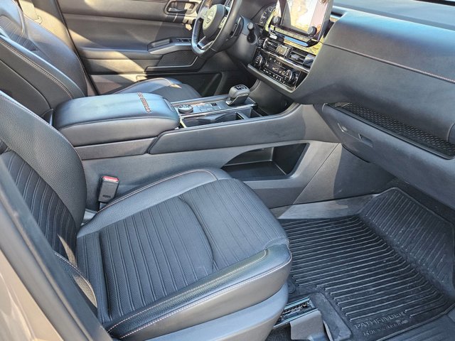 Used 2023 Nissan Pathfinder Rock Creek image 19