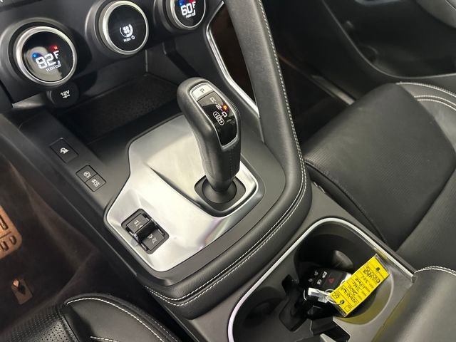 Used 2020 Jaguar E-PACE R-Dynamic S image 20