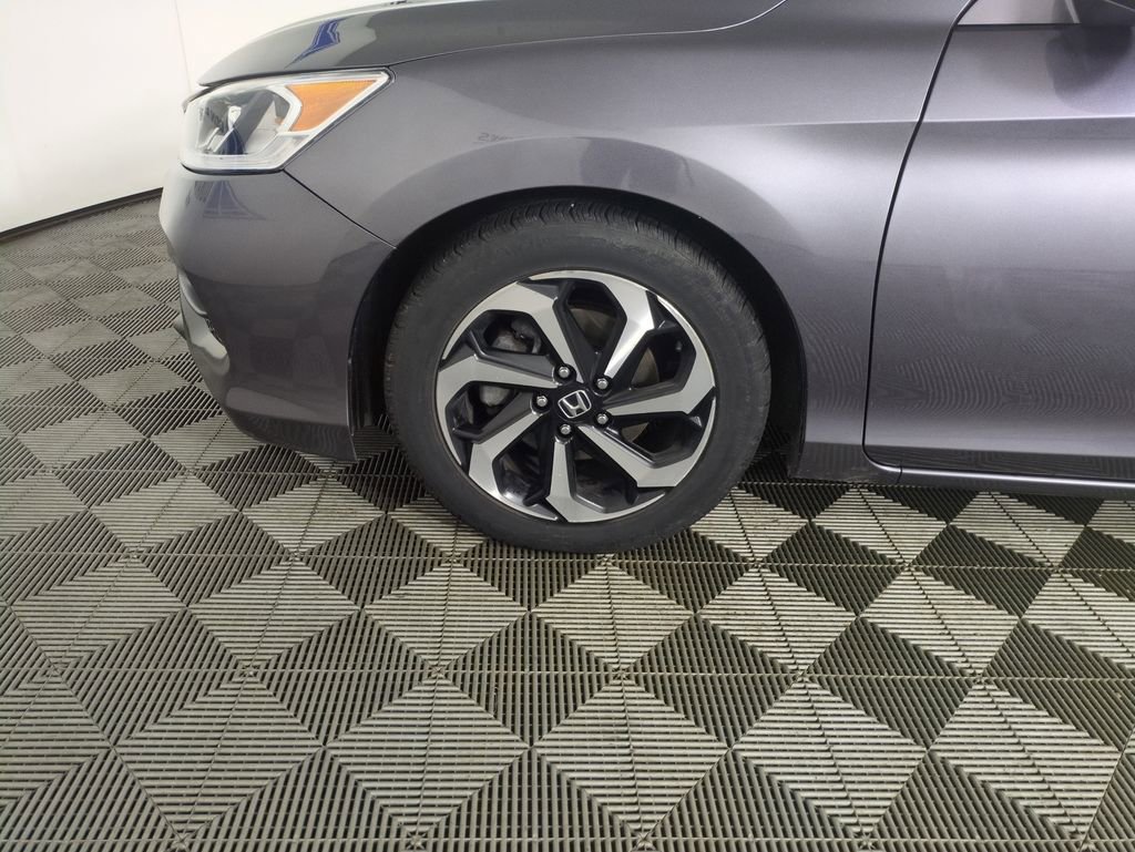 Used 2016 Honda Accord EX image 26