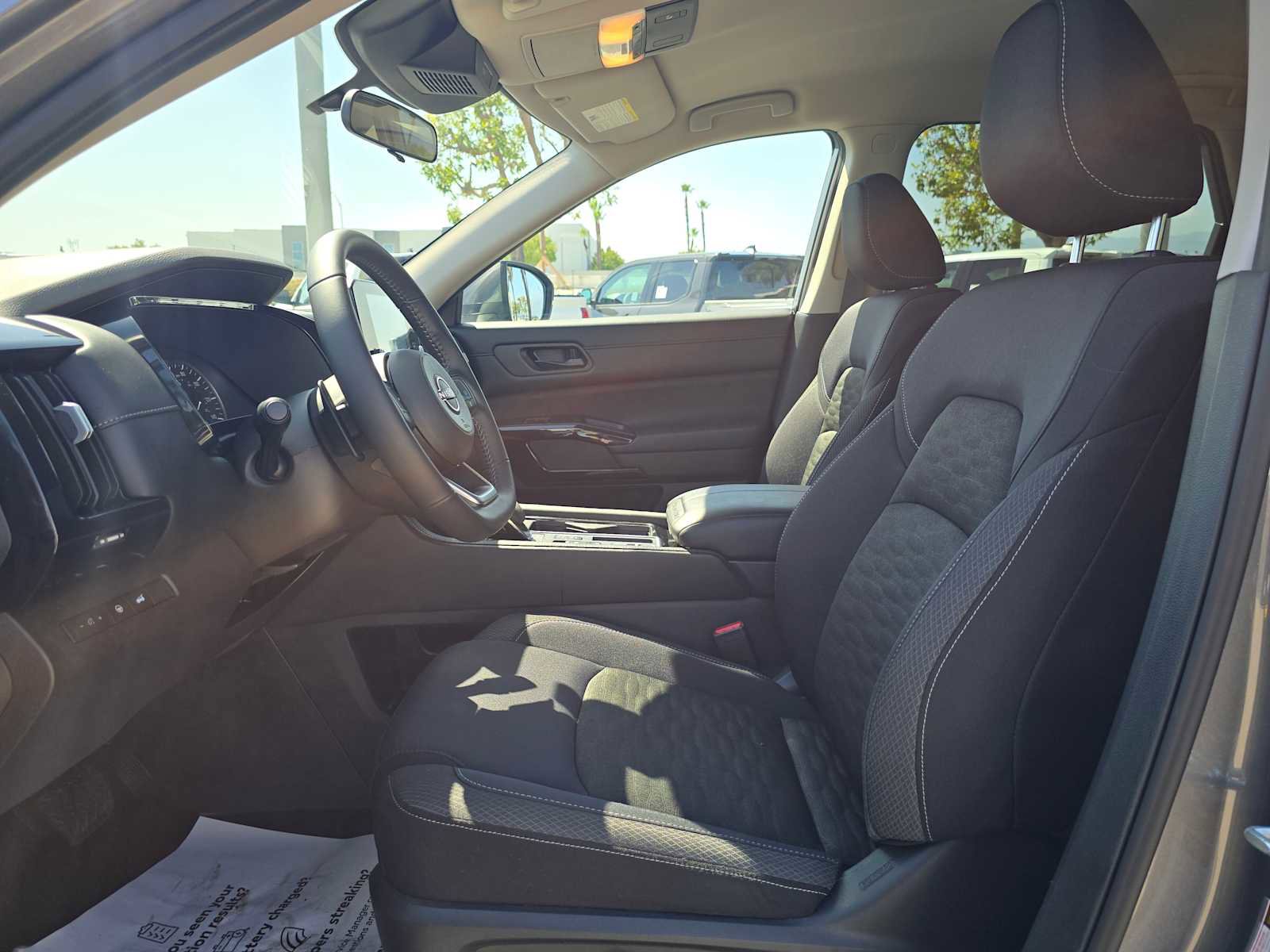 Used 2025 Nissan Pathfinder SV w/ Cargo Package FWD image 21