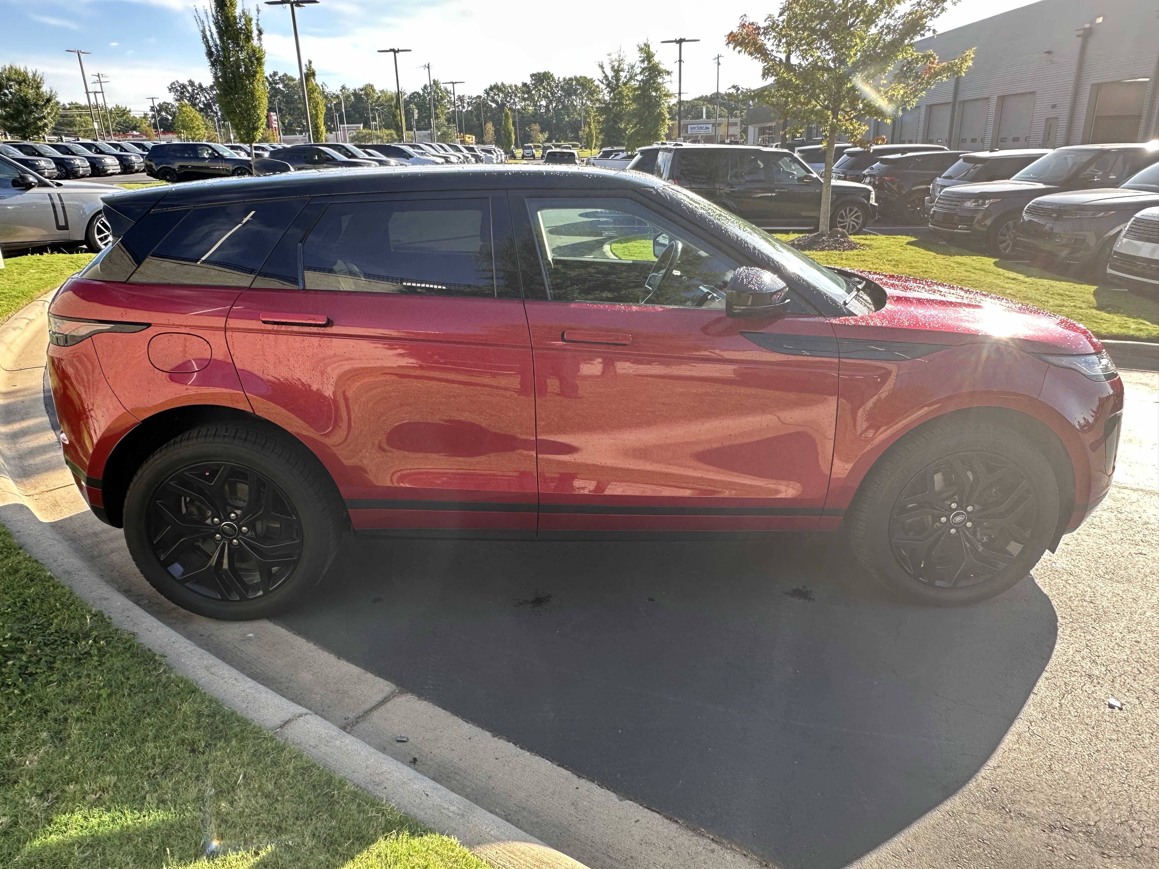 Certified 2022 Land Rover Range Rover Evoque SE AWD/4WD image 7