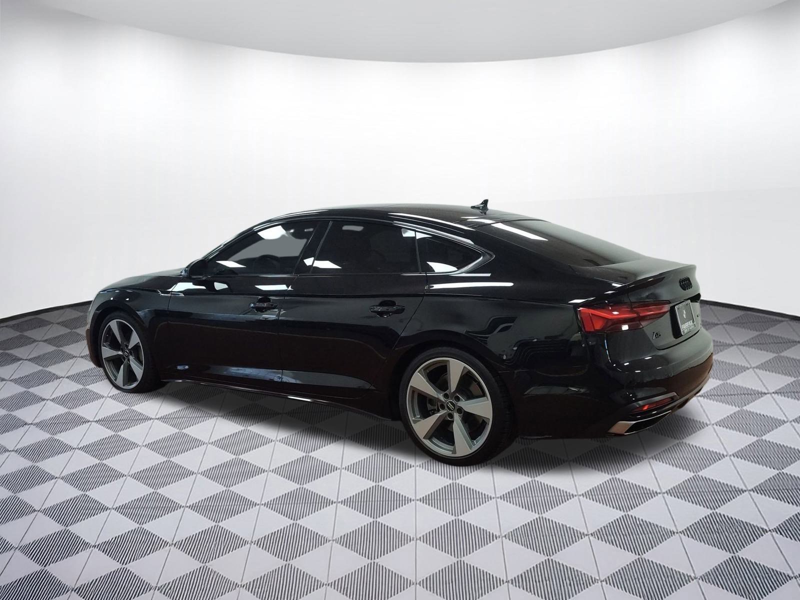 Used 2020 Audi A5 2.0T Premium Plus w/ Premium Plus image 3