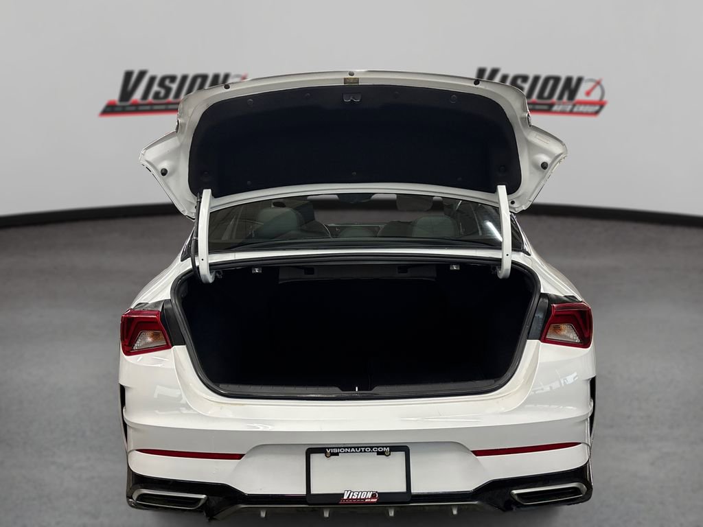 Used 2022 Kia K5 GT-Line image 11