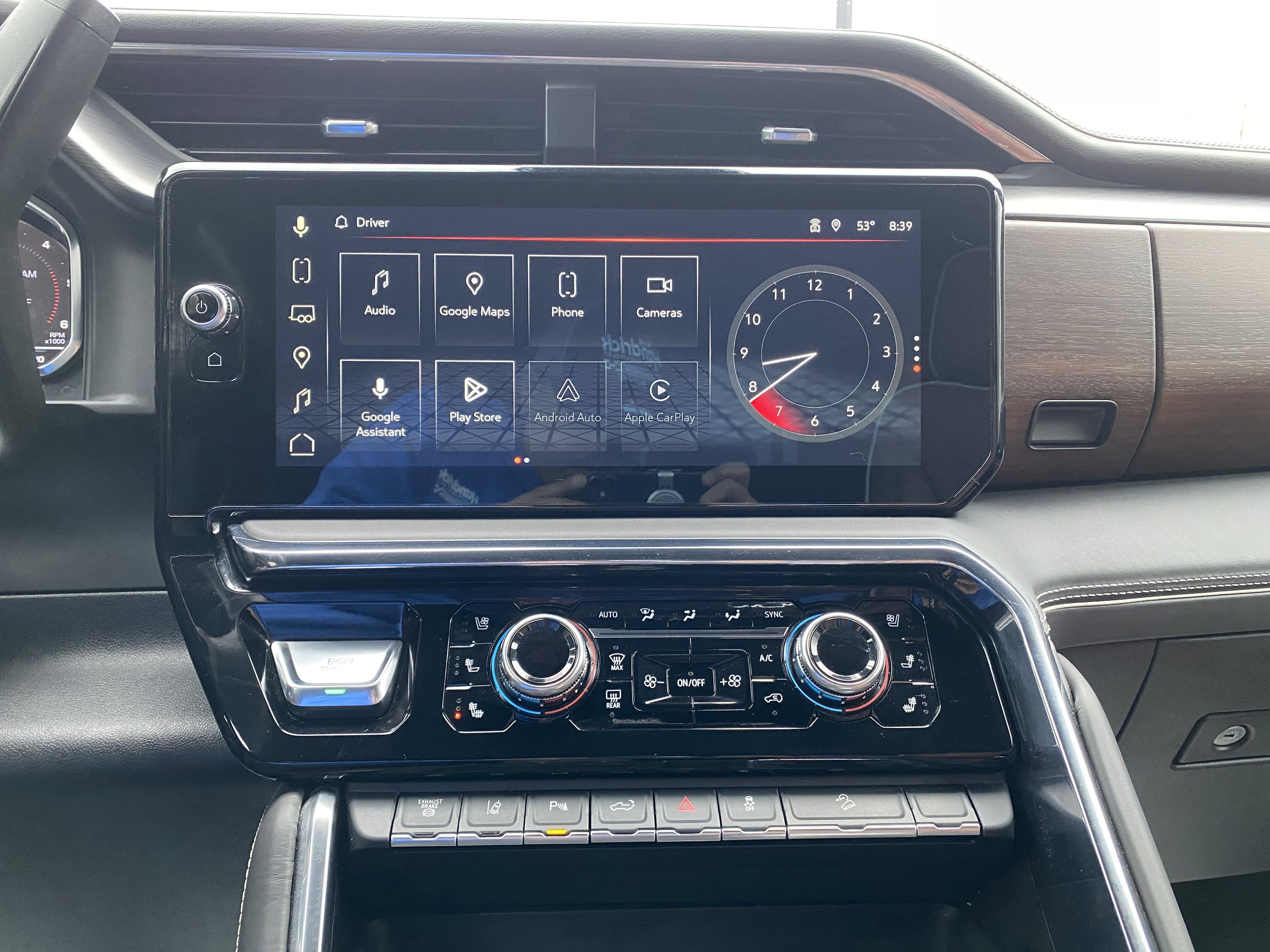 Used 2025 GMC Sierra 2500 Denali Ultimate w/ Snow Plow Prep/Camper Package image 27