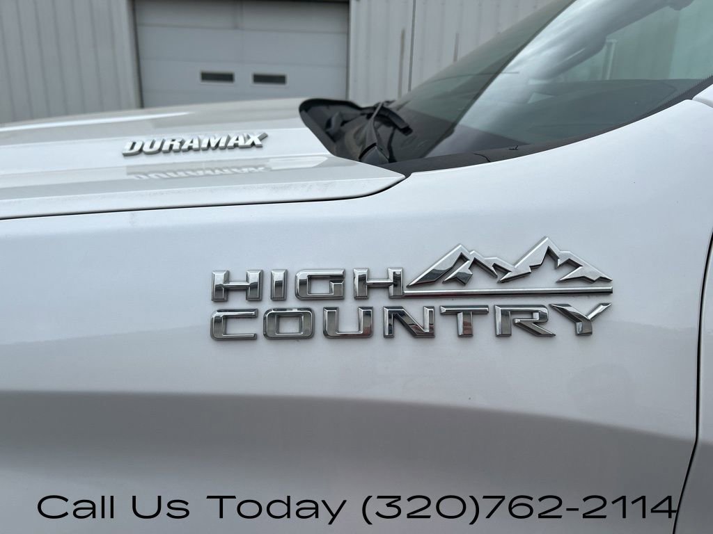 Certified 2023 Chevrolet Silverado 1500 High Country w/ Technology Package AWD/4WD image 11