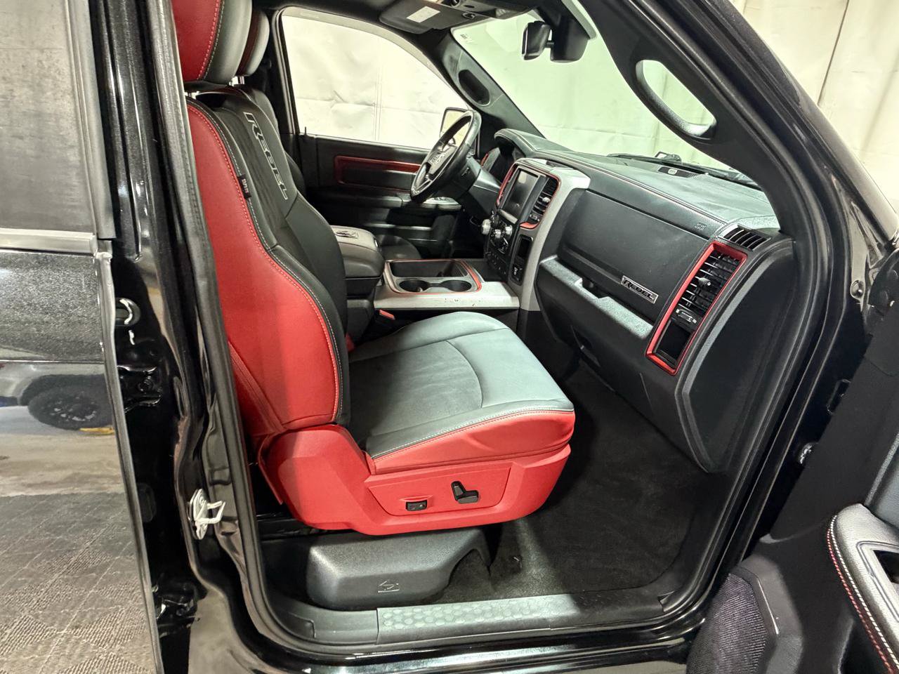 Used 2016 RAM 1500 Rebel w/ Luxury Group AWD/4WD image 12