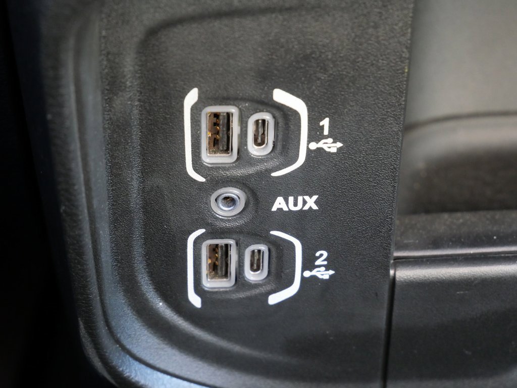 Used 2024 RAM 3500 Big Horn image 25