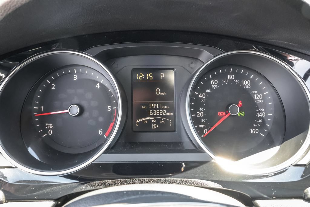 Used 2015 Volkswagen Jetta TDI SEL FWD image 23