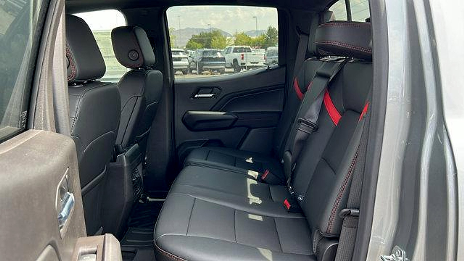 New 2026 Chevrolet Colorado Z71 w/ Technology Package image 15