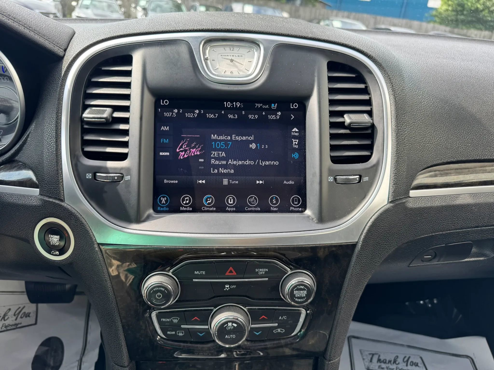 Used 2017 Chrysler 300 C RWD image 18