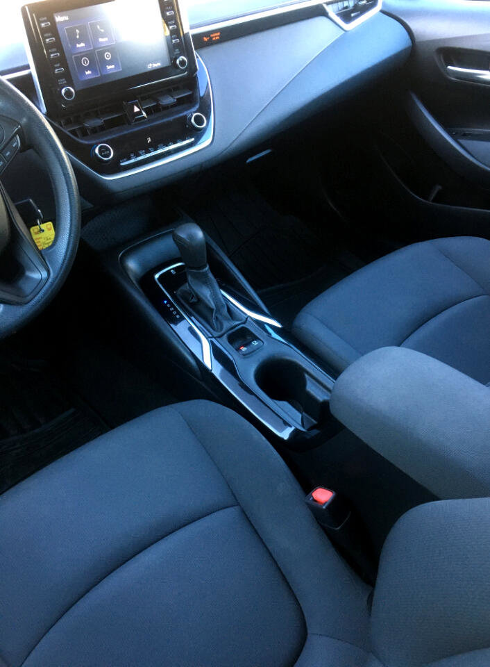 Used 2020 Toyota Corolla LE image 19