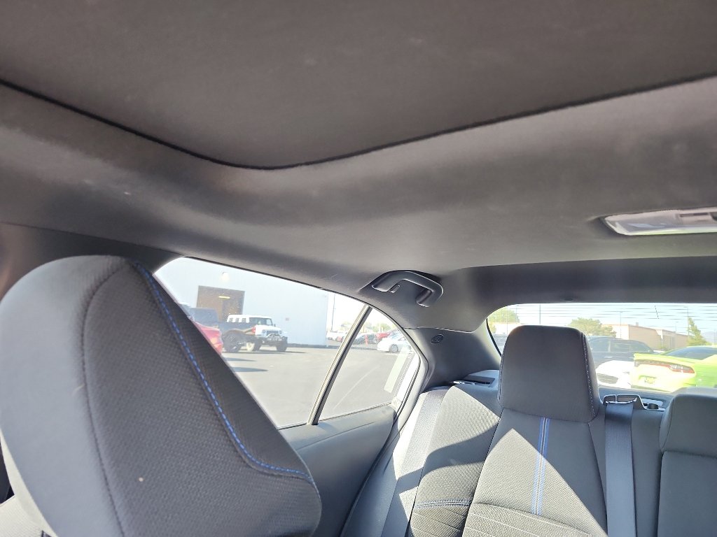 Used 2020 Toyota Corolla SE FWD image 32